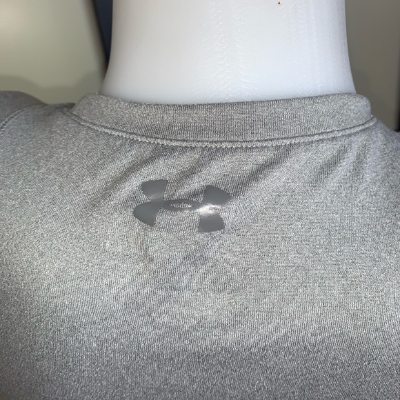 Under Armour tank - Picture 3 of 5